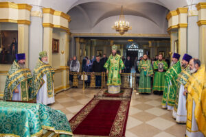 литургия в Спасо-Преображенском соборе города Тамбова