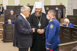 Глава митрополии принял участие в первом заседании областной Думы седьмого созыва