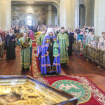 В праздник Входа Господня в Иерусалим митрополит Феодосий совершил Литургию в Спасо-Преображенском кафедральном соборе